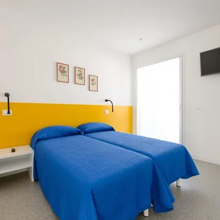 Colorful In Lignano Apartment Lignano Sabbiadoro