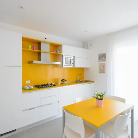 Colorful In Lignano Apartment