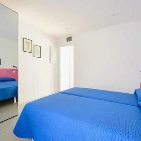 Colorful In Lignano Apartment